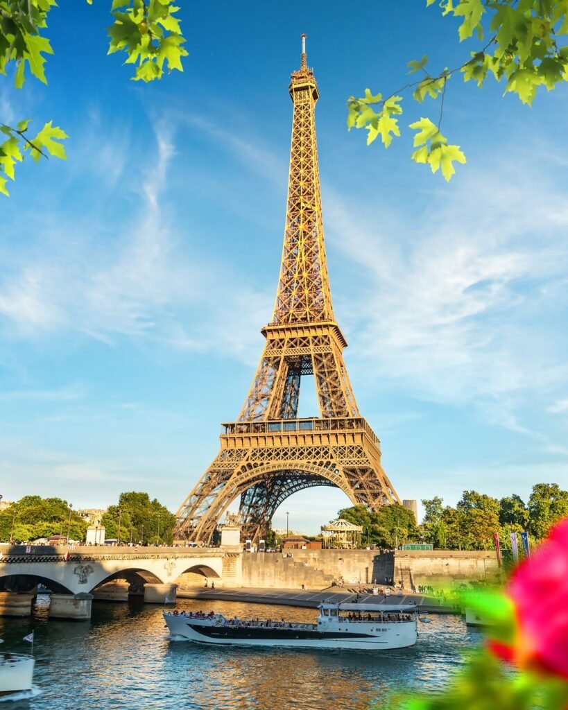 Viagem com Guia para Paris, Londres e Lisboa